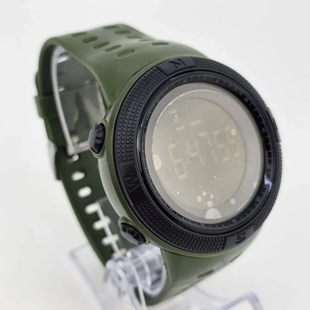 Men's Negative Display Digital Sports Watch 50MM Black Case Green Plastic‎ Bands